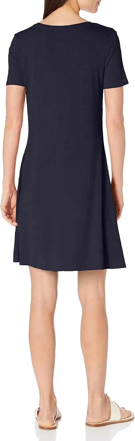 Amazon Essentials Women's Regular Short-Sleeve V-Neck Swing Dress