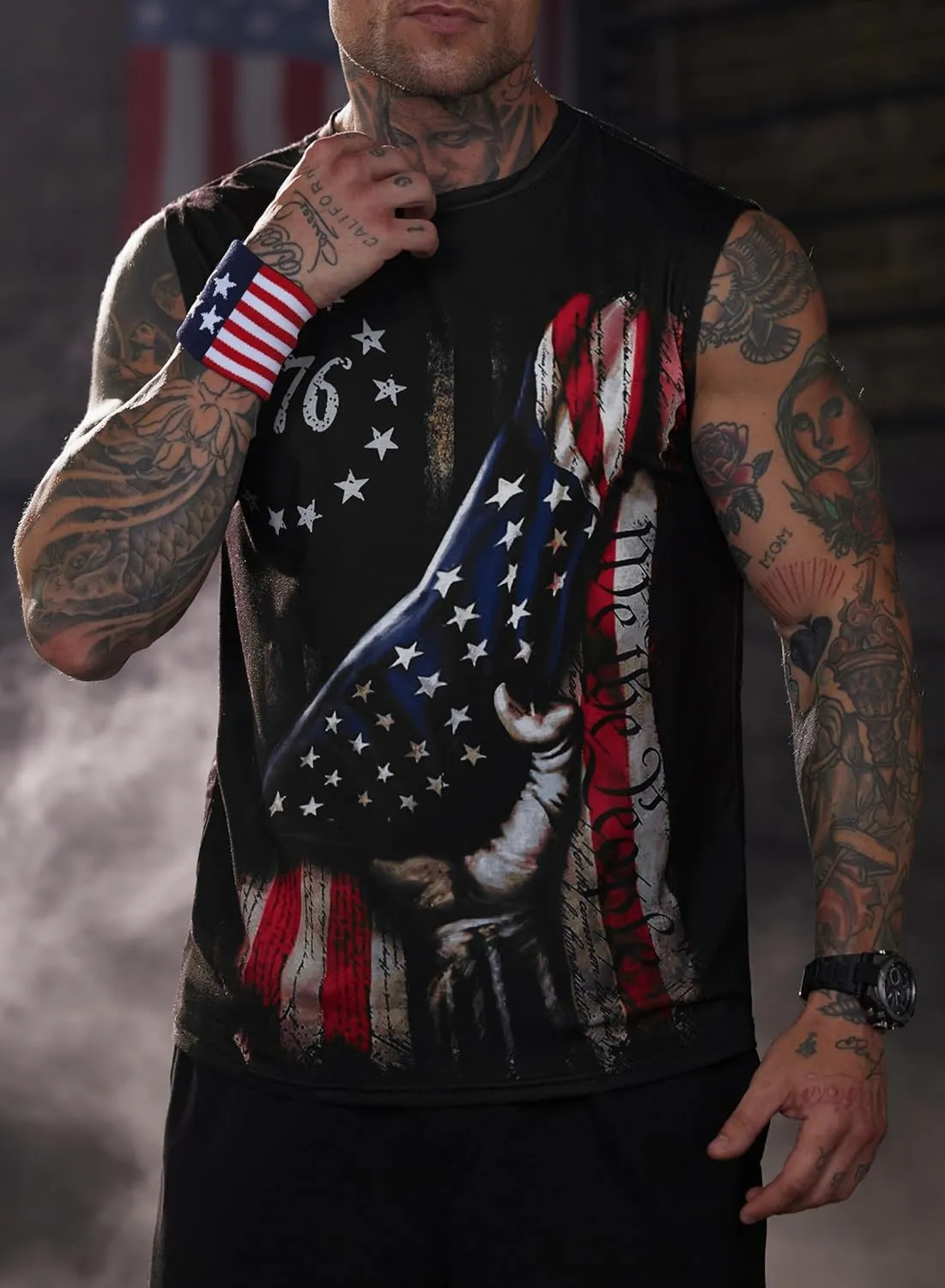 Mainfini Men's Muscle Tank Tops Sleeveless Tee Shirts American Flag Graphic Gym Workout USA Tank (S-3XL)