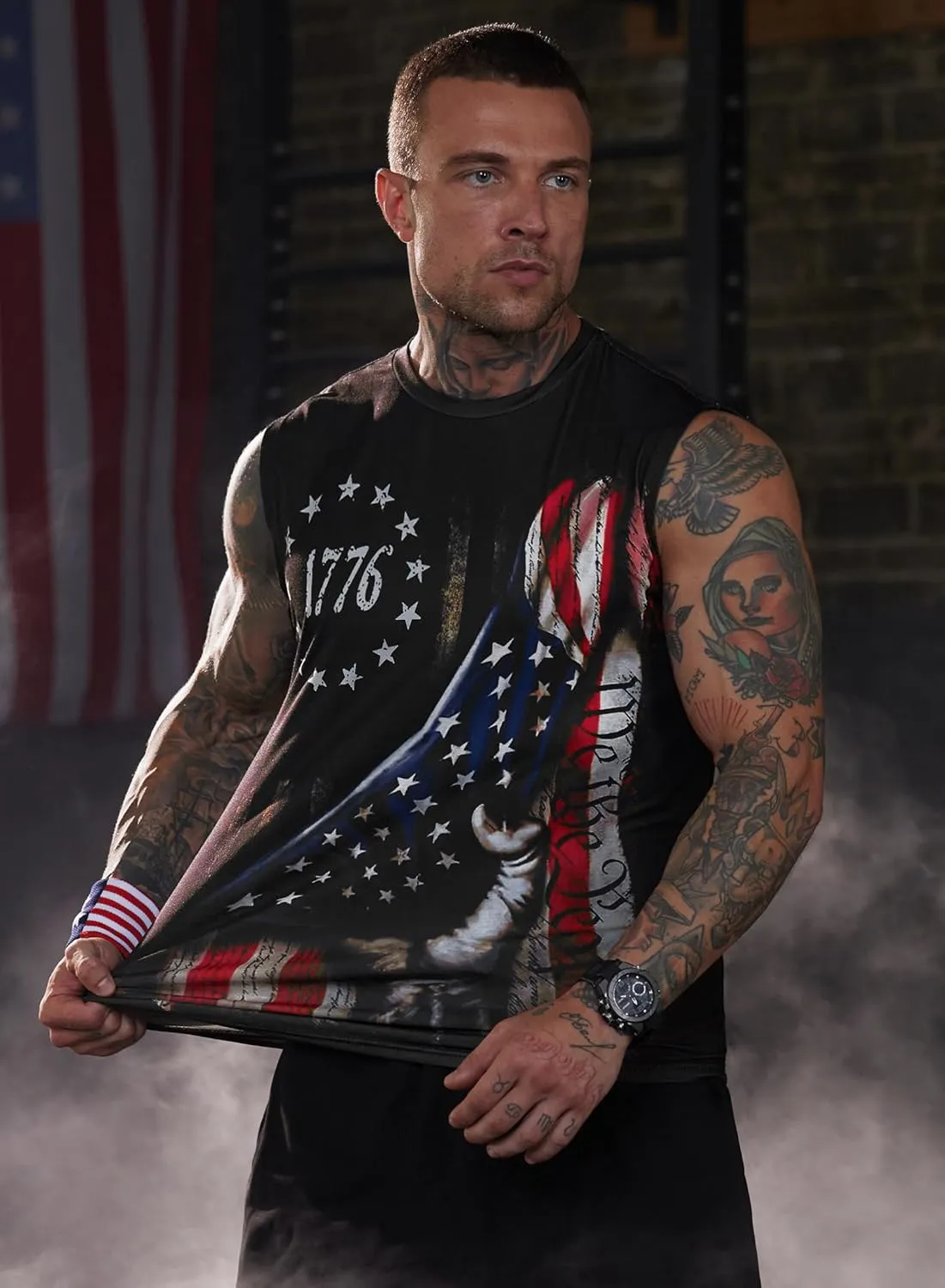 Mainfini Men's Muscle Tank Tops Sleeveless Tee Shirts American Flag Graphic Gym Workout USA Tank (S-3XL)