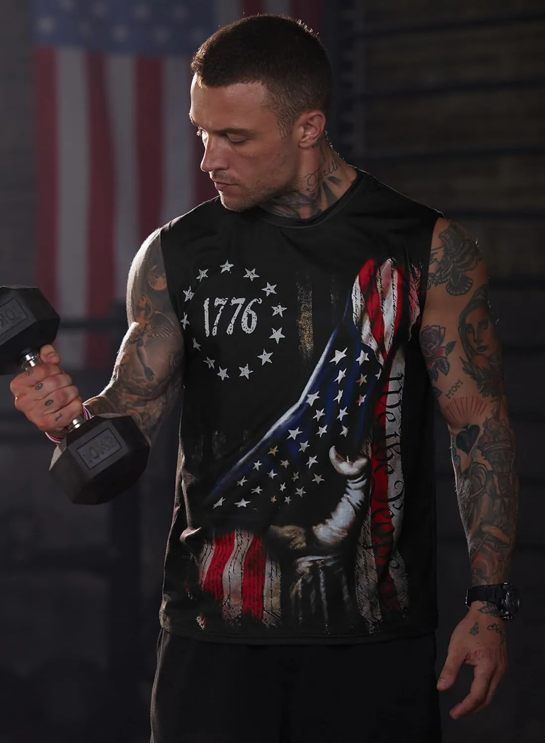 Mainfini Men's Muscle Tank Tops Sleeveless Tee Shirts American Flag Graphic Gym Workout USA Tank (S-3XL)