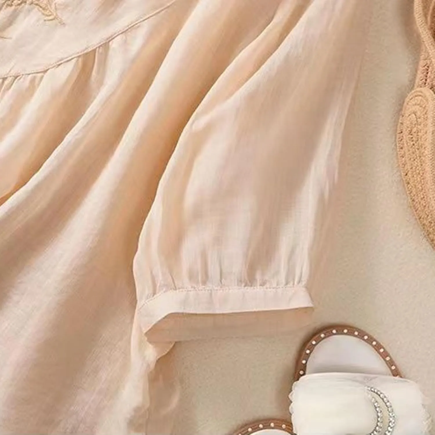 Womens Linen Shirts V-Neck Embroidery Blouse Floral 2025 Summer Tee Shirts Short Sleeve Loose T Shirts