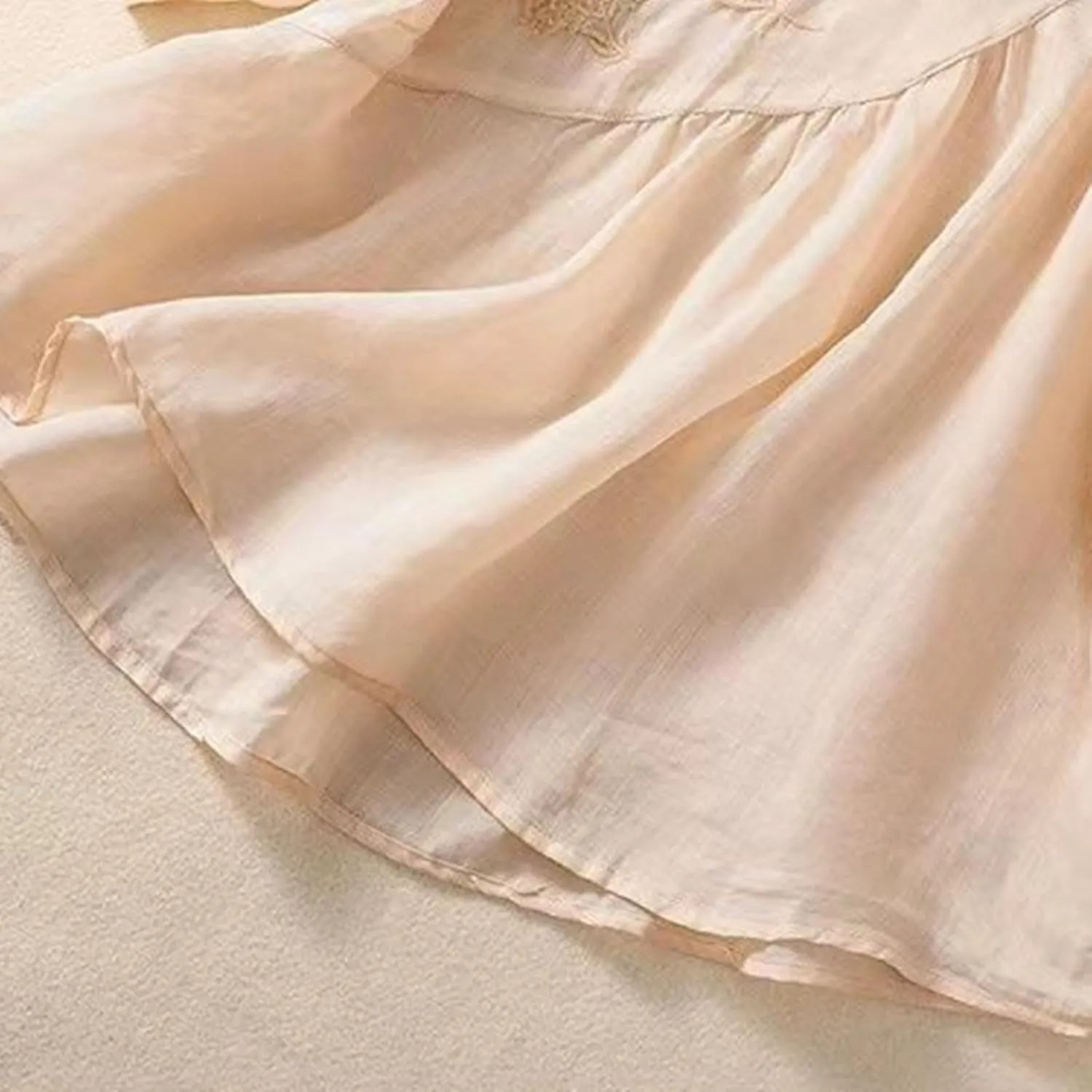 Womens Linen Shirts V-Neck Embroidery Blouse Floral 2025 Summer Tee Shirts Short Sleeve Loose T Shirts